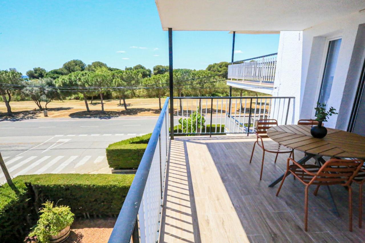 Rosa Dels Vents Only Families Apartment Cambrils Bagian luar foto