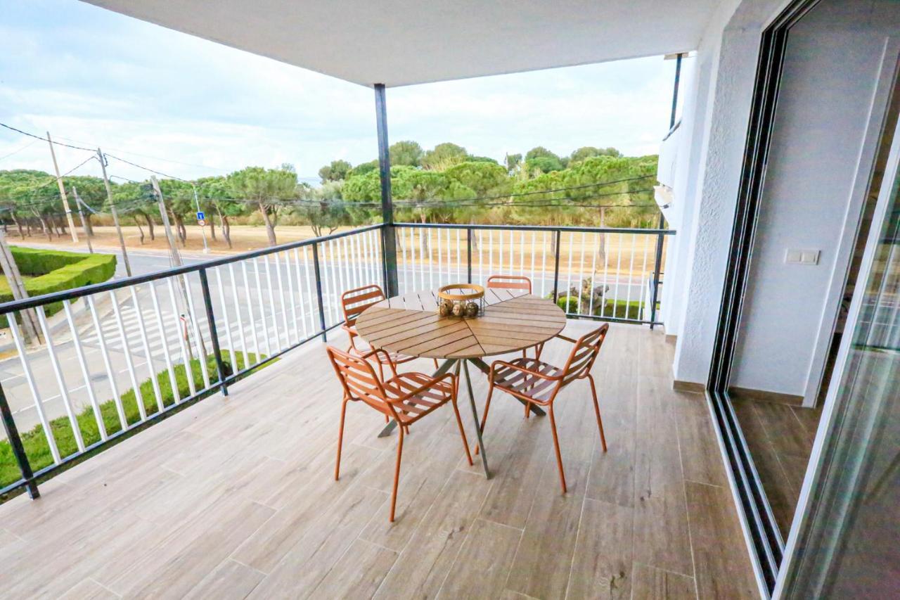 Rosa Dels Vents Only Families Apartment Cambrils Bagian luar foto